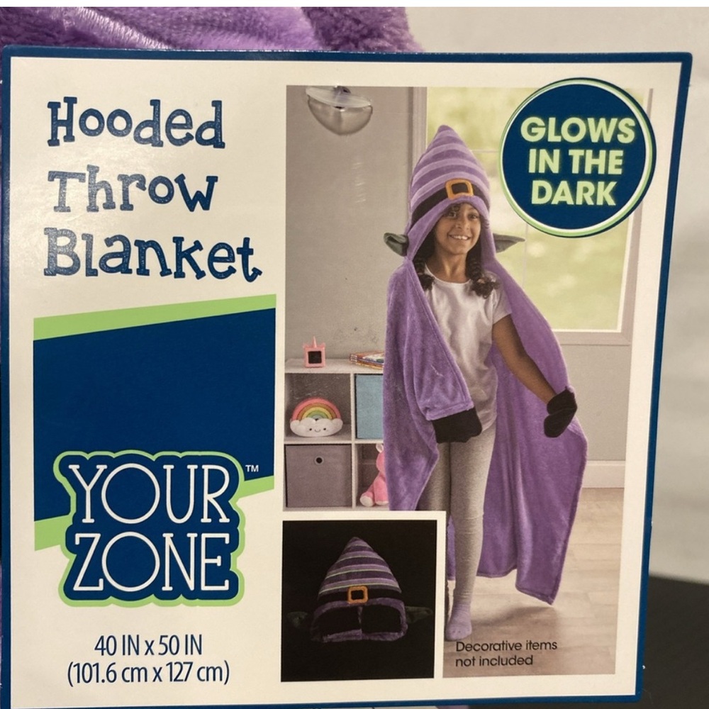 NWT Your Zone Kids Hooded, Halloween Witch Blanket SZ:40” x 50”